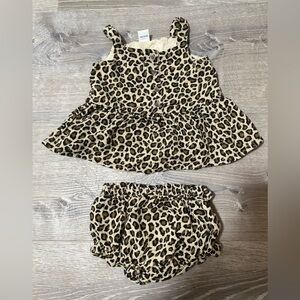 Old Navy Cheetah Print Outfit